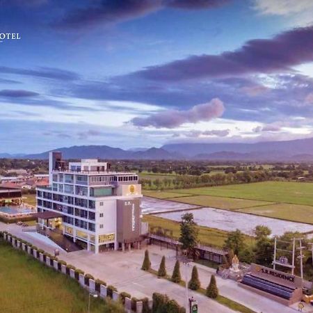 Sr Residence Hotel Phetchabun Ngoại thất bức ảnh